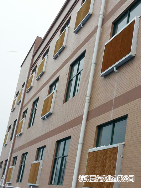 久運針織車間安裝濕簾