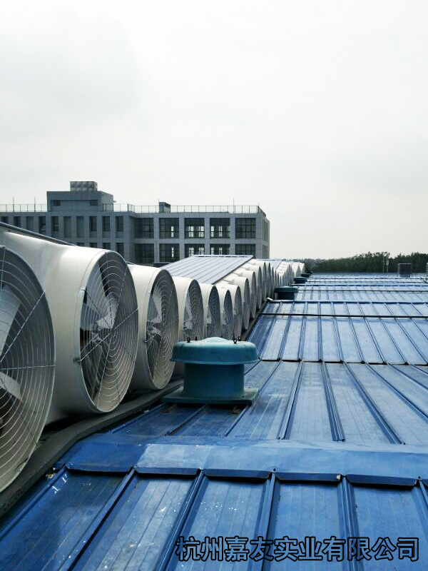 倉(cang) 庫通風降溫設備