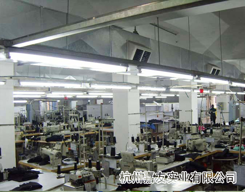 車間安裝環保空調降溫