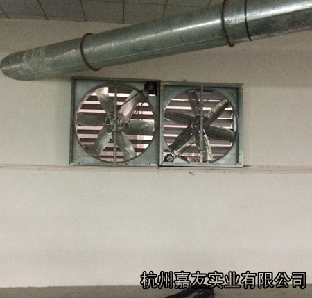 紡織車間安裝負壓風機2