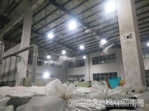 織造車間安裝高壓微霧加濕器實景圖