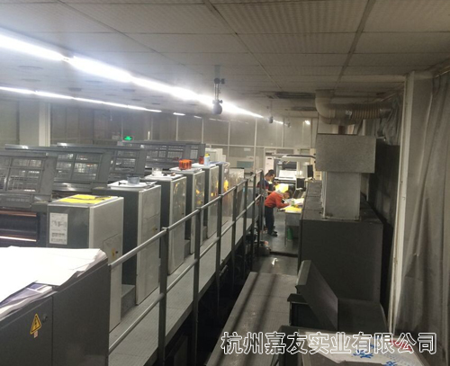 印刷車間安裝二流體(ti) 加濕器